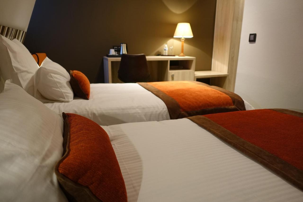 Hotel Du Parc 阿特 外观 照片